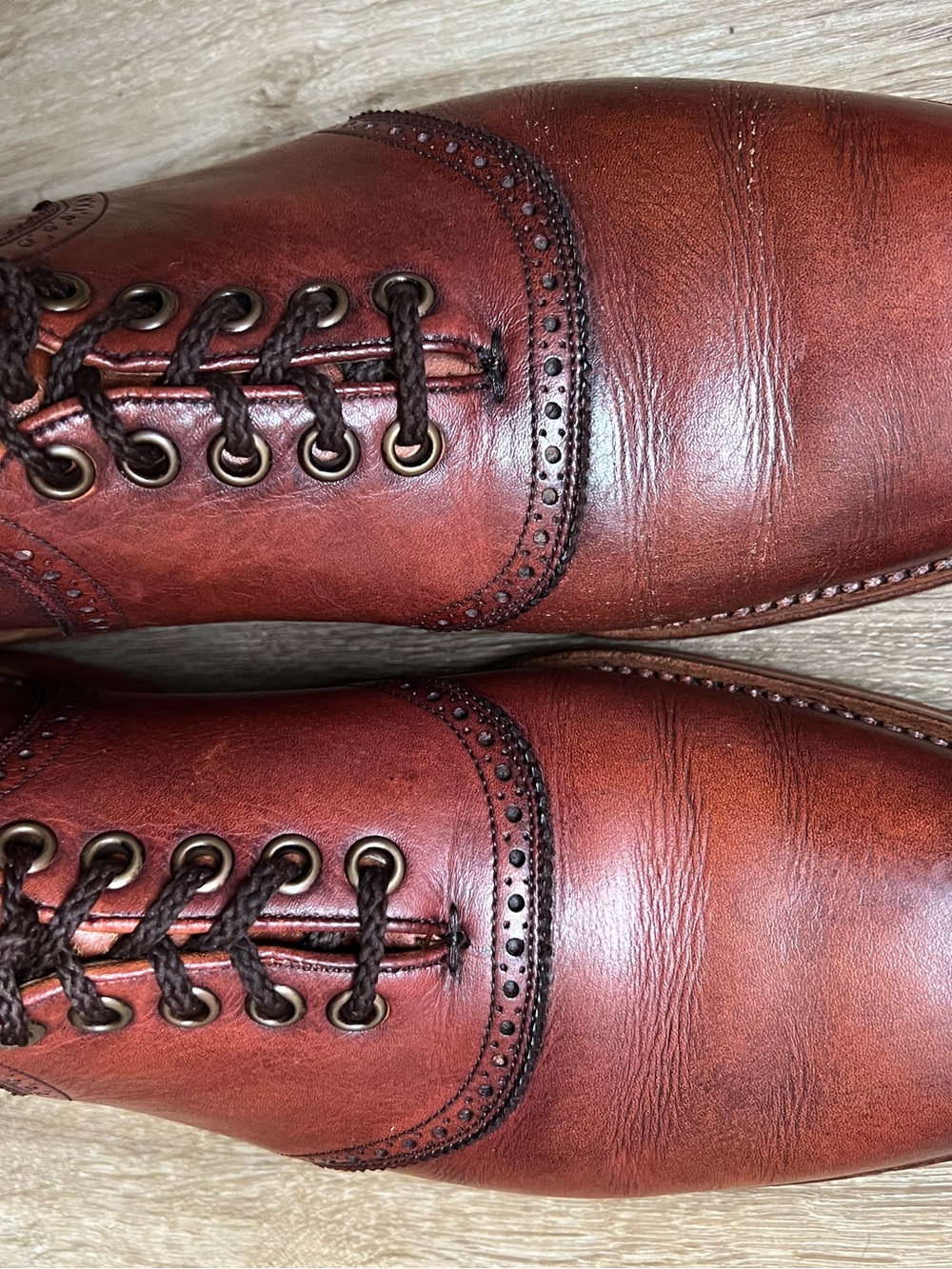 Vintage mid century Florsheim Imperial Men's Leather Oxford in Reddish Brown - Picture 2 of 13